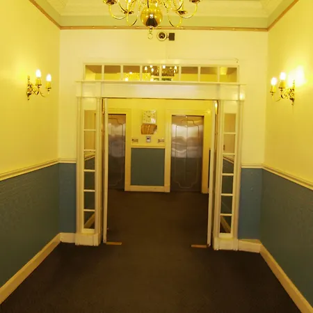 Апартаменты Royal Mile Mansions By *