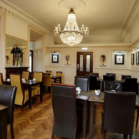 Braid Hills Hotel 3*