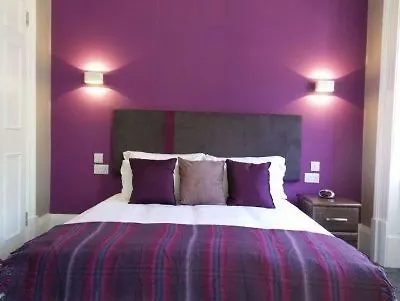 The Spires 3*