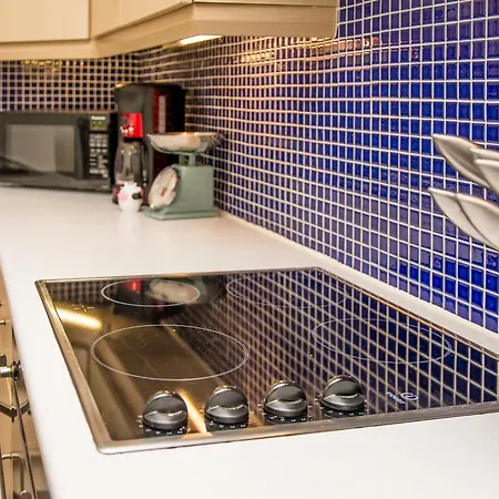 Great Junction Street Apartment Edinburgh