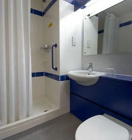Travelodge ホテル 3*