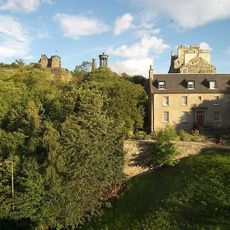 Calton Hill What A View * Edinburgh