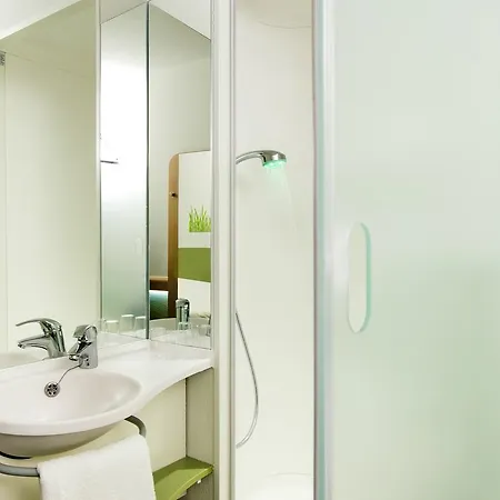 Ibis Budget Park 3*