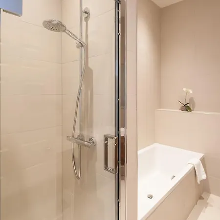 Destiny Scotland - Q-residence Edimburgo