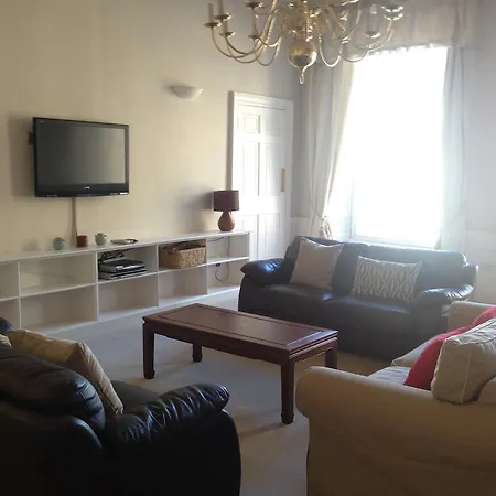 Vip New Town אדינבורו