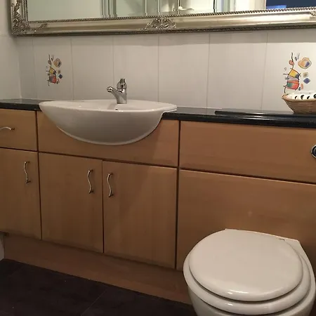 Lägenhet Lochrin Edinburg