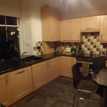 Apartment Dalziel Place London Road,