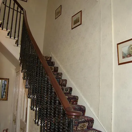 بيت ضيافة Regis 2*