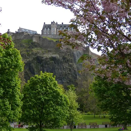 Sonas Gasthof Edinburgh