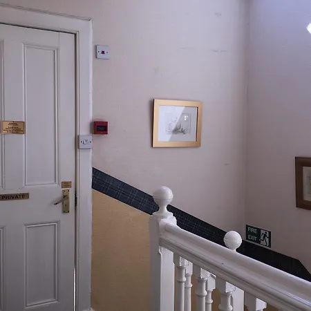 Nocleg ze śniadaniem Hermitage 3*