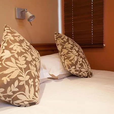 Garfield Oda ve Kahvaltı