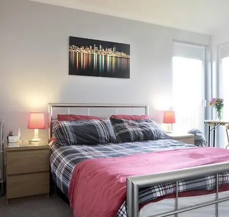 Apartament Telford Court