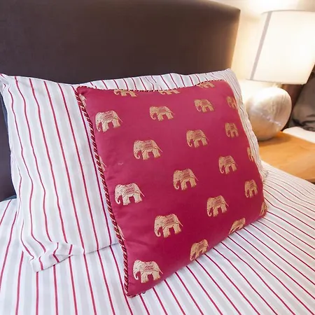 Writers View, Royal Mile