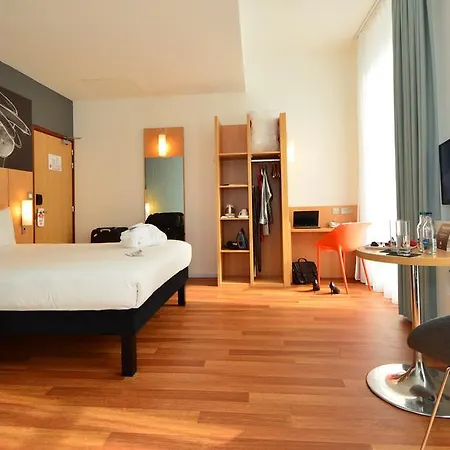 Ibis Centre South Bridge - Royal Mile Edynburg