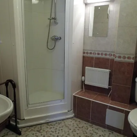 Averon 3*