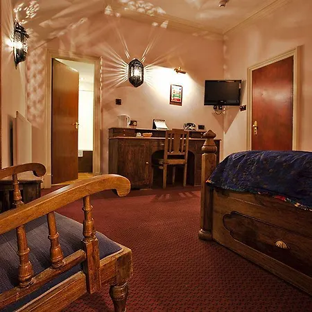 Bed and breakfast Iholiday