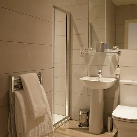 Fountain Court - Harris