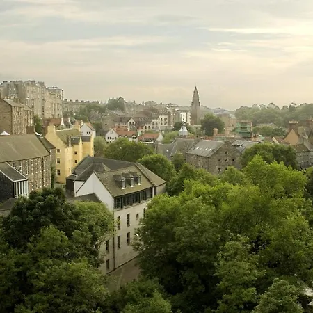 The Broughton Townhouse 3*