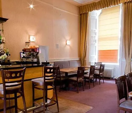 28 York Place فندق 3*