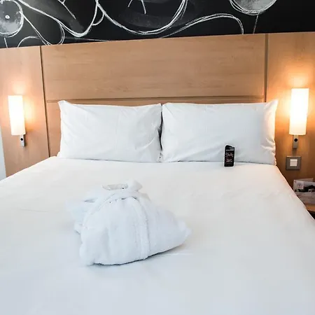Ibis Centre South Bridge - Royal Mile Hotel 3*