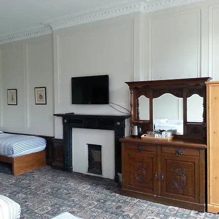 Adelphi 2* Edinburgh