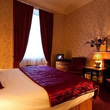 The Ben Doran 4* Edinburgh