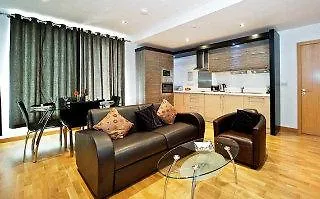 Hotell Staycity West End