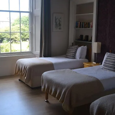 Dene Guest House, New Town Maison d'hôtes 3*