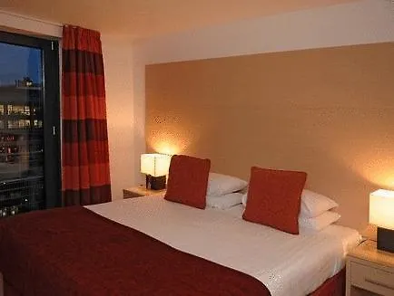 Fountain Court - Eq2 Apartahotel Edimburgo