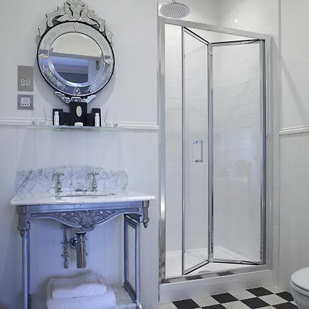 Ailsa Craig Hotel 3*