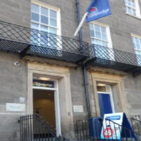 Travelodge Queen Street