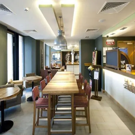 Premier Inn Edinburgh Princes Street Edinburgh