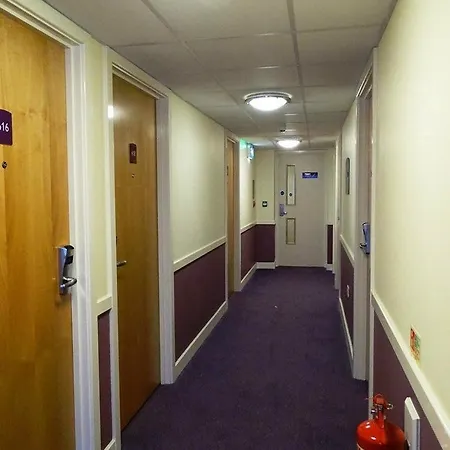 Premier Inn Edinburgh Princes Street Edinburgh