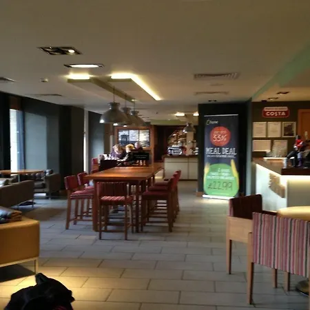 Hotel Premier Inn Edinburgh Princes Street