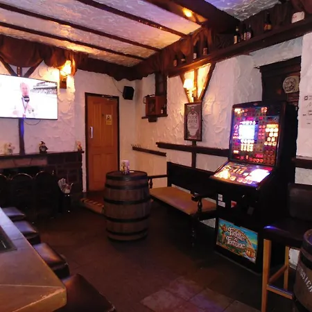 Inn Cedar