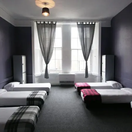 Edinburgh Group Apartments *