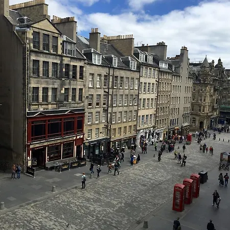Royal Mile Holiday Edinburgh