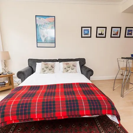 Luxury New Town 1 Bed