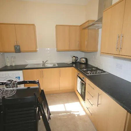 Lothian Street Edinburgh, City Centre Apartment *
