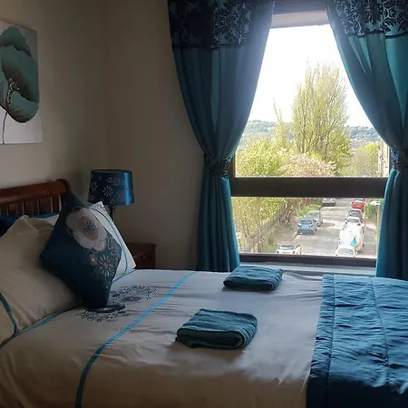 Penthouse Apartment Sleeps 11 إدنبرة