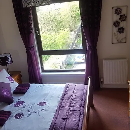 Penthouse Apartment Sleeps 11 *