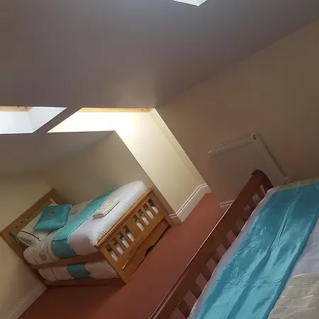 Penthouse Apartment Sleeps 11 *