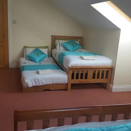 Penthouse Apartment Sleeps 11 شقة إدنبرة