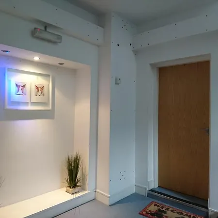 Auction House Apartamento