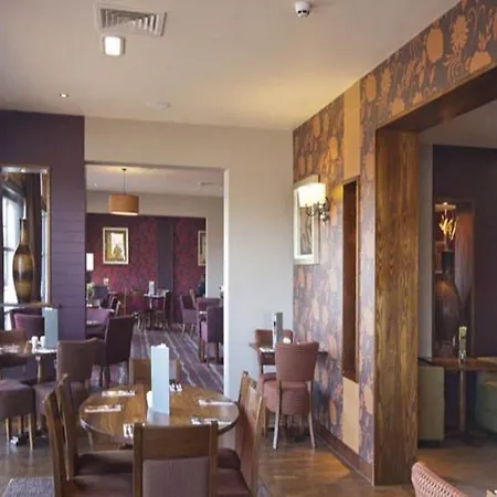 Premier Park - Airport 3* Edinburgh