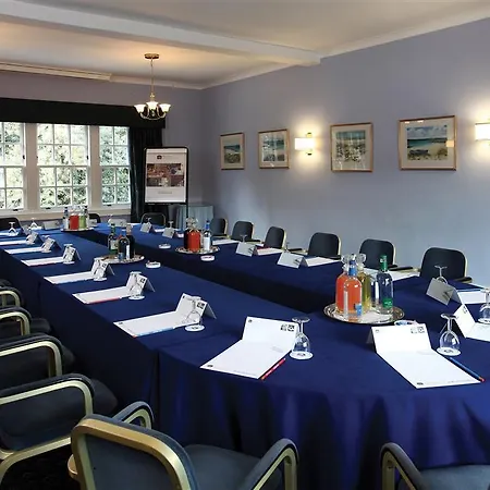 Western Kings Manor Hotell 3*