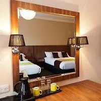 The Place 4*