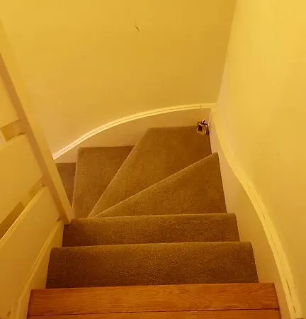 Homestay Number 9 Homestay Edinburgh