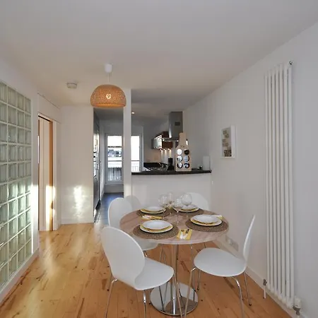 Quiet Spacious And Modern Sleeps 4 דירה אדינבורו