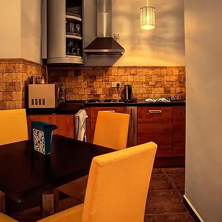 Apartament 23 Hillside Street *